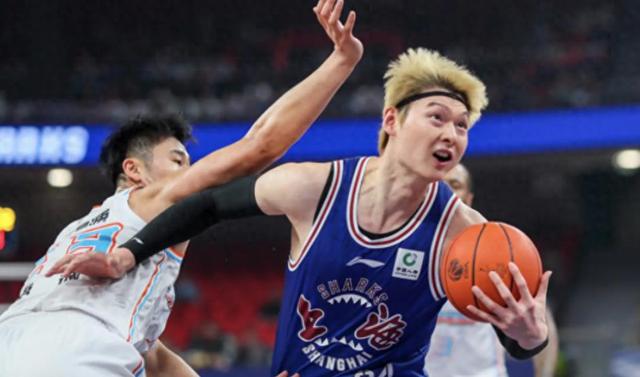 开云体育中国-包含稳定发挥，球队顺利晋级CBA复赛，迈向冠军之路的词条