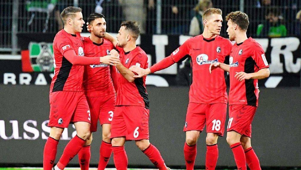 开云体育官网-法兰克福球员因伤退出比赛，团队危机