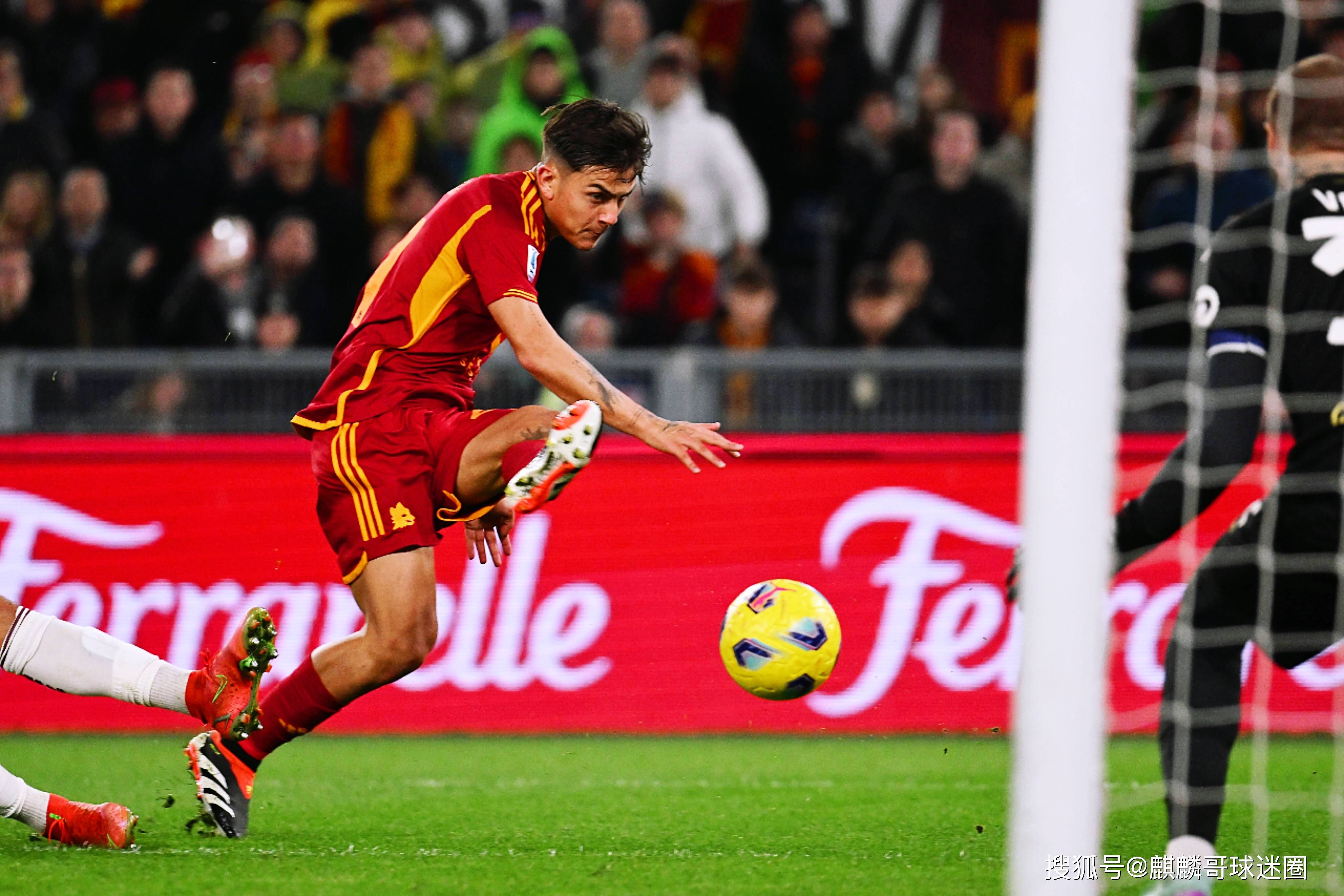 开云体育官网-包含意甲比赛热度飙升越来越多球迷狂热支持的词条