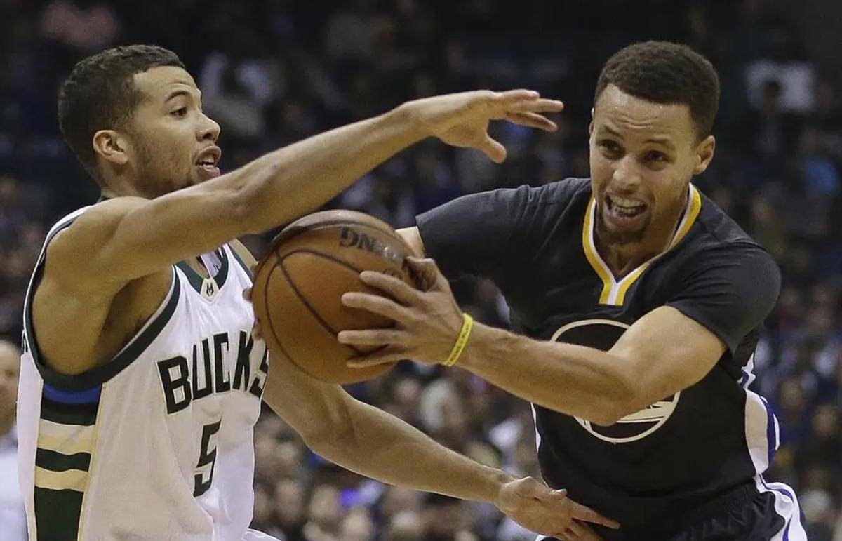 开云体育在线-勇士两连胜告捷，普尔打破比赛僵局