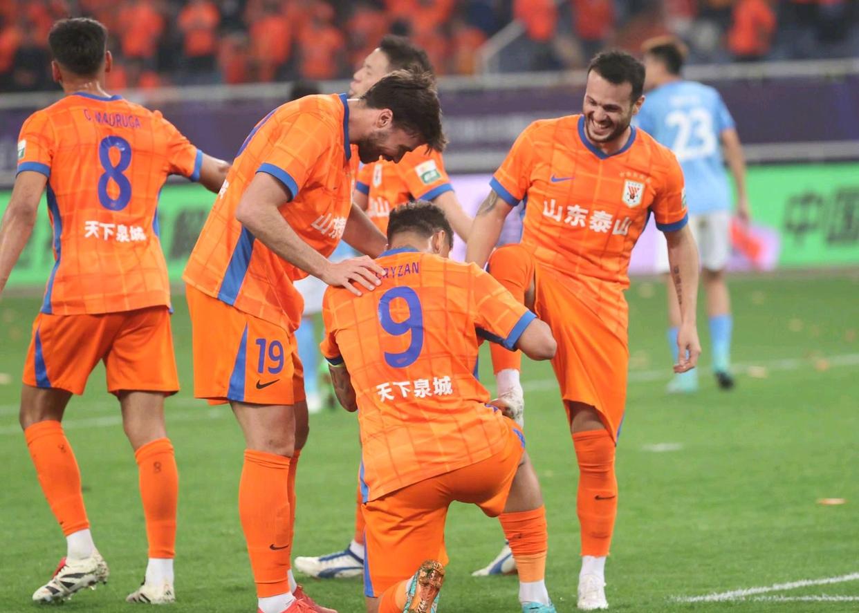 开云体育-深圳佳兆业客场逼平对手，中超保级形势略有缓解的简单介绍