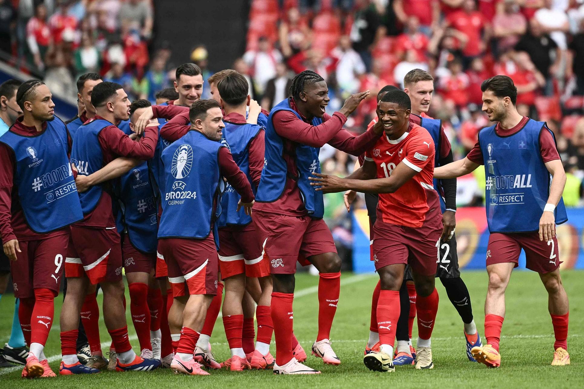 开云下载-匈牙利队取胜晋级，体现出强大实力