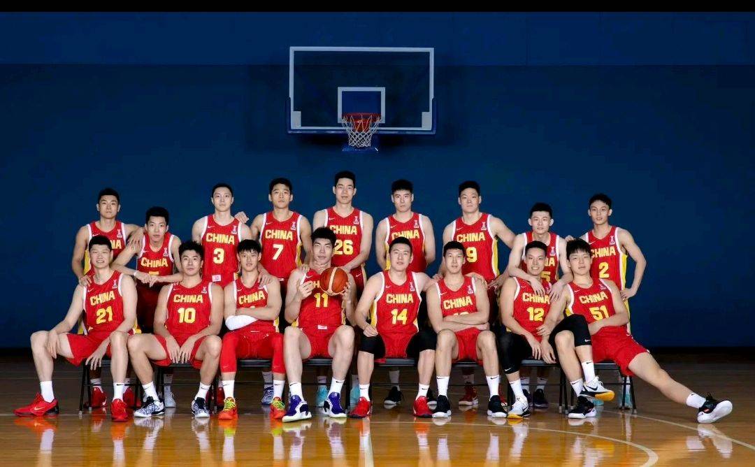 开云体育在线-亚洲年轻篮球运动员备战全国比赛