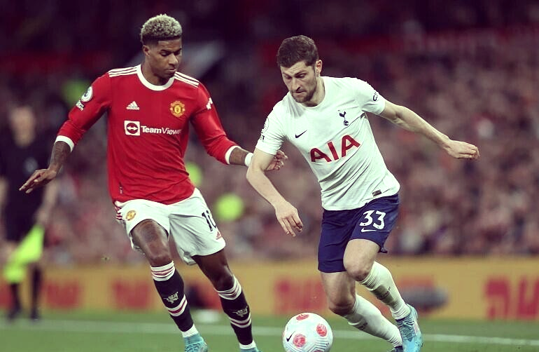 开云APP-曼联惊险胜出，晋级强强对话