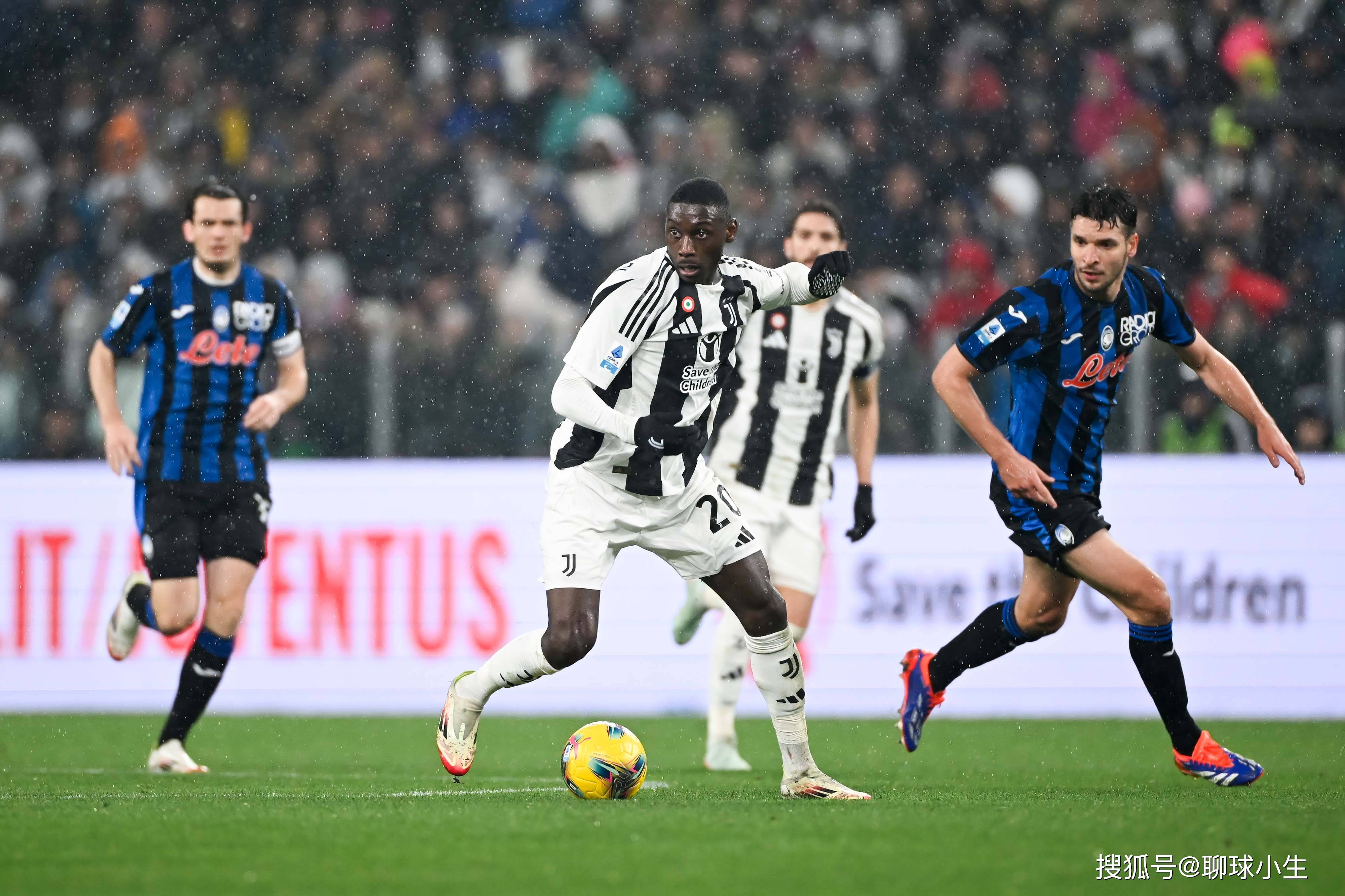 开云体育下载-尤文图斯遭逢重创，晋级压力骤增