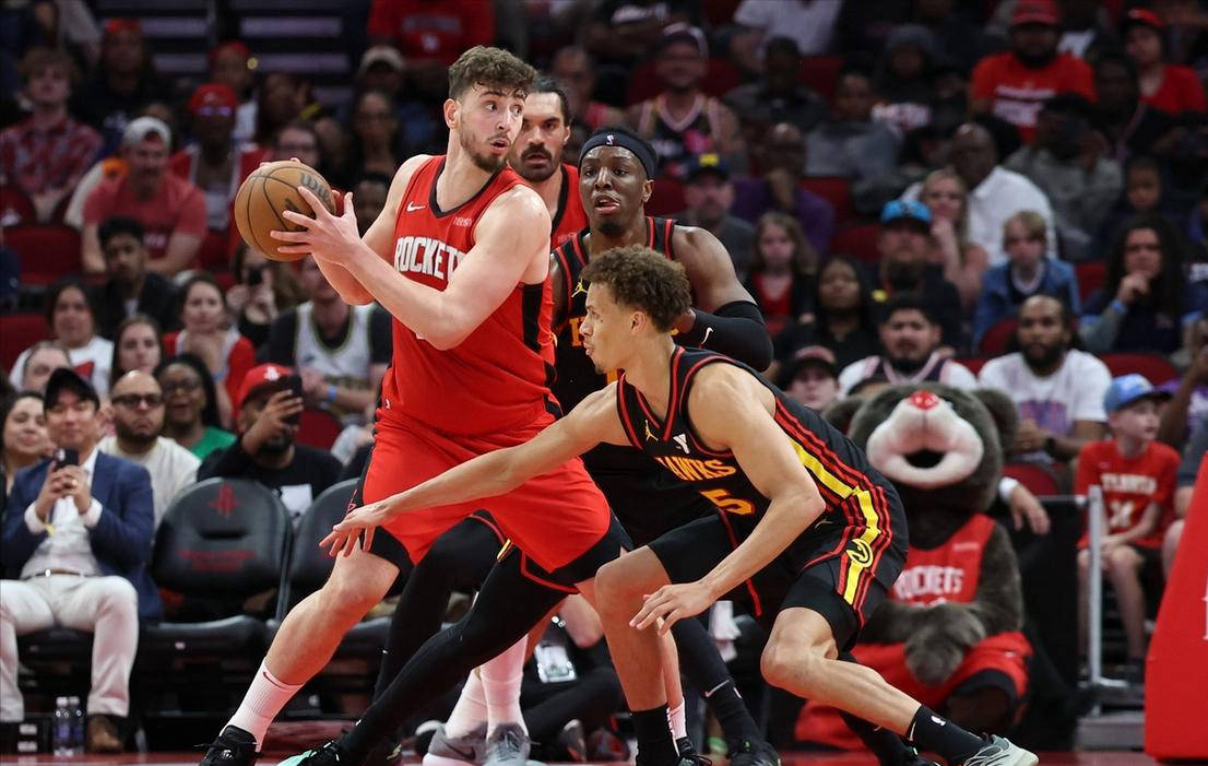 开云体育下载-火箭队在主客场比赛中各显神通，凭实力赢球