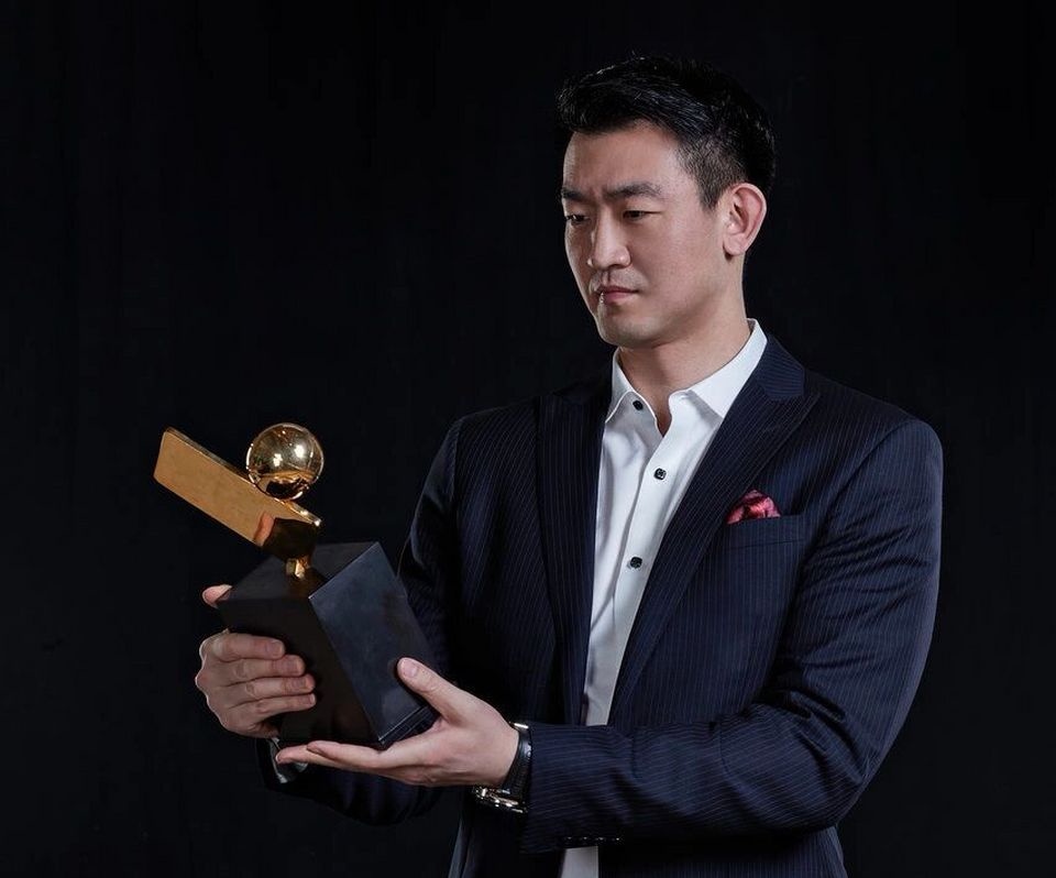 开云官网-切尔西主教练正式宣布辞职，球队接近签约丹尼斯·贝格坎普的简单介绍