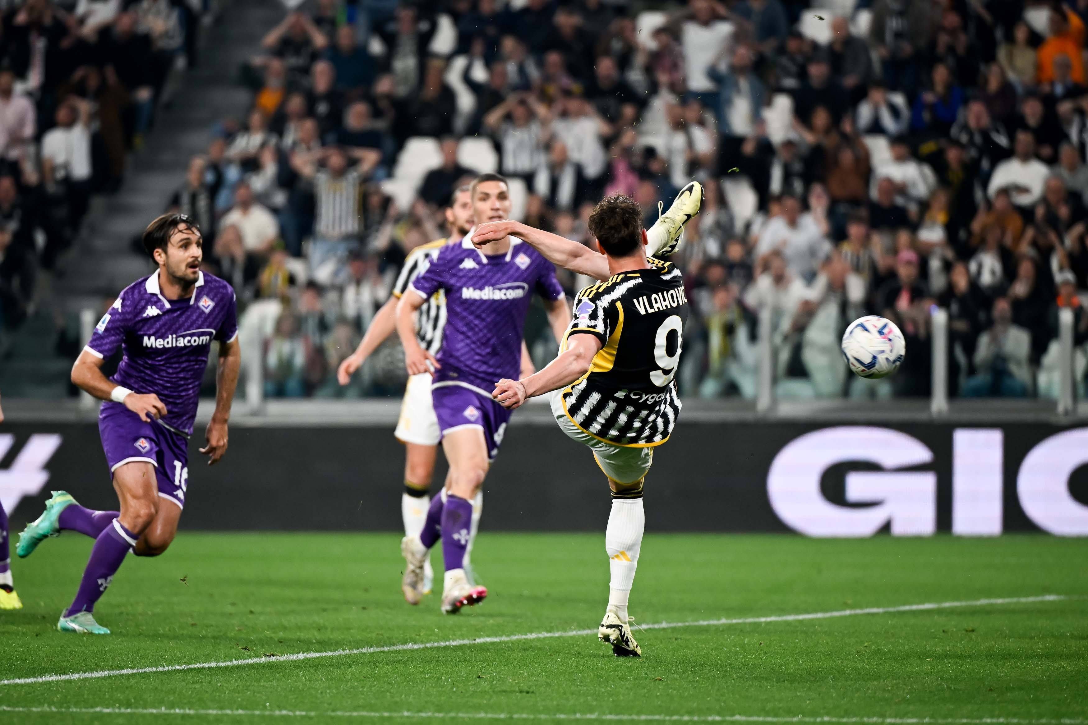 开云体育平台APP-意甲联赛形势紧张，各队互有胜负