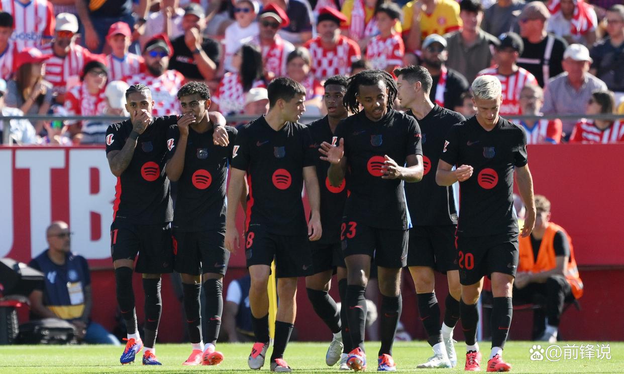 开云体育中国-瓦伦西亚客场输球，暂时跌落榜首宝座