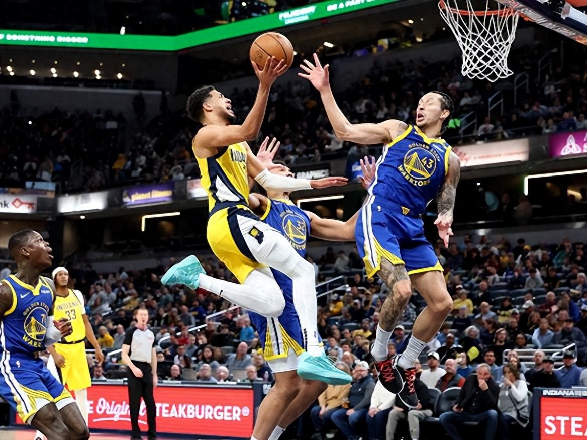 开云体育-步行者队以压倒性优势获胜，晋级到了半决赛的简单介绍