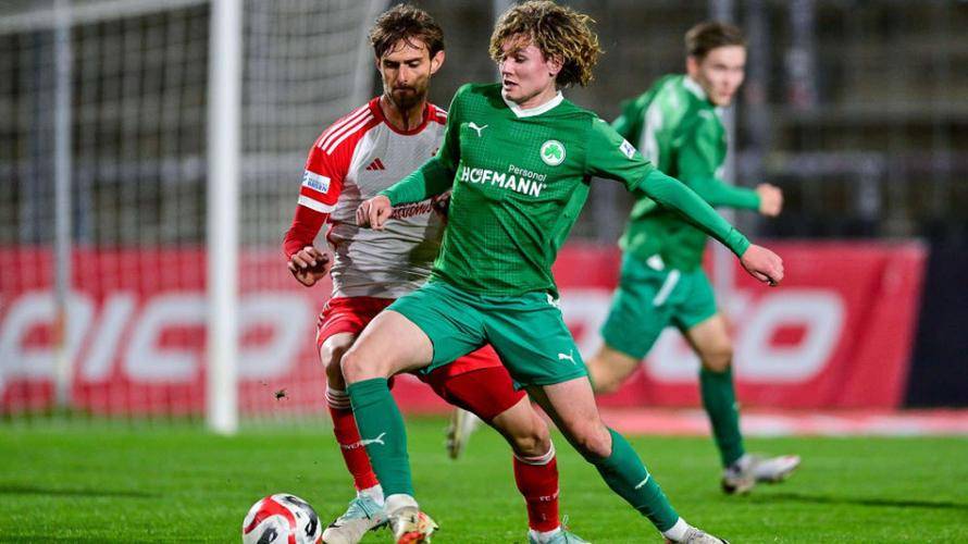 开云体育-卡尔斯鲁厄队新赛季备战状态良好