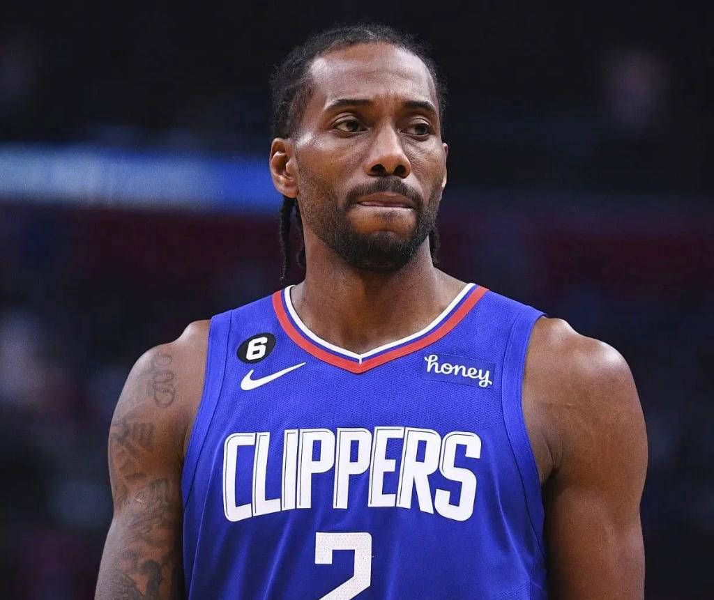 开云体育-莱昂纳德受伤退场，皇马客场大胜对手的简单介绍