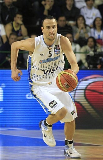 开云体育下载-尼克斯逆转雄鹿，吉诺比利打出生涯绝杀