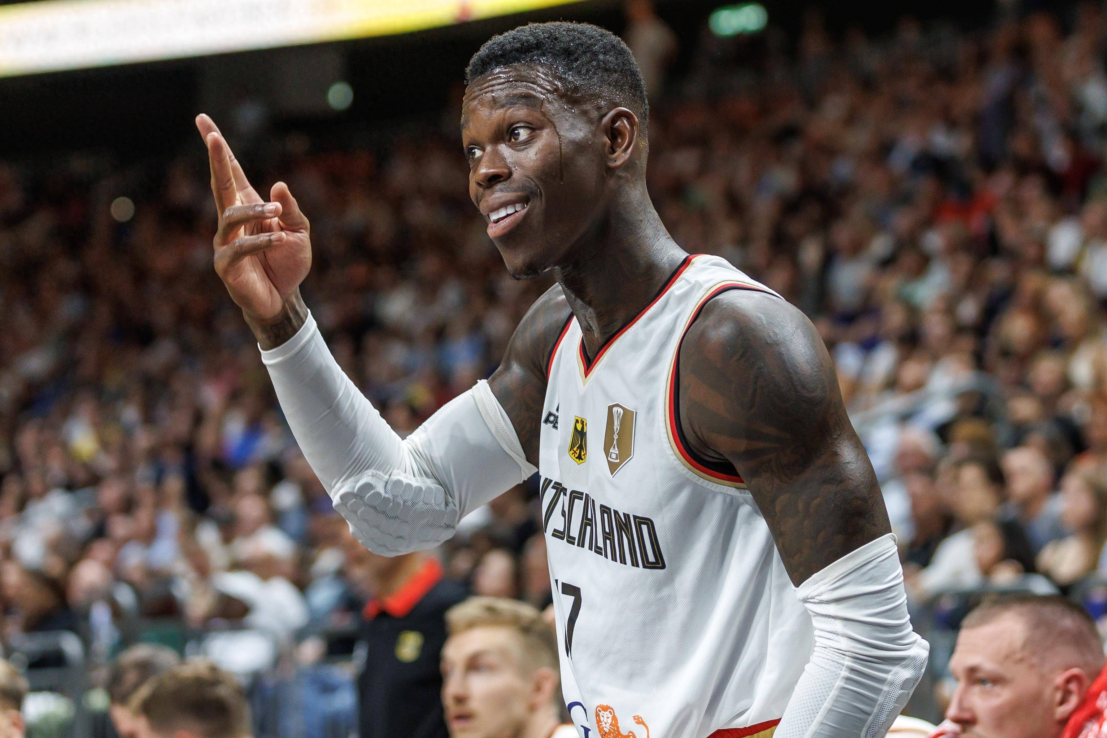 开云体育官方网站-76人逆转篮网，晋级次轮