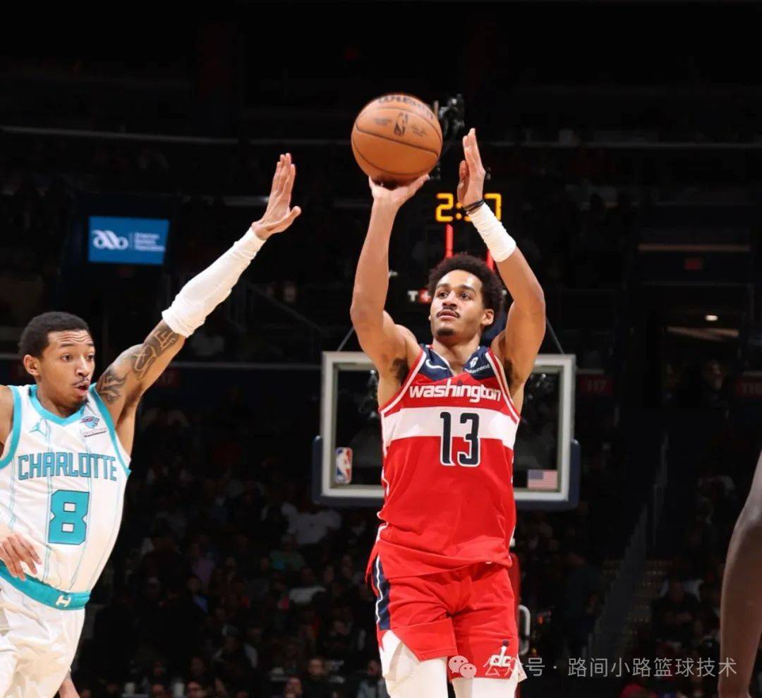 开云体育-NBA球队在比赛中发挥低迷，主教练表示失望